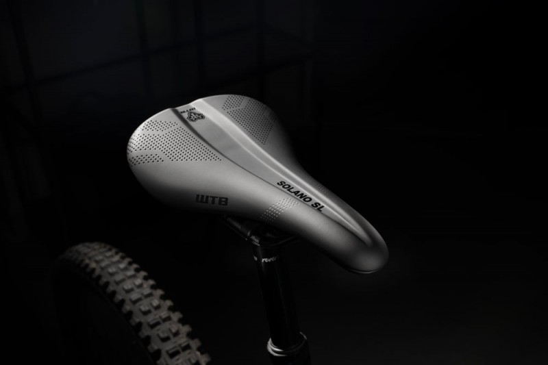 WTB Solano Fusion Form SL Wide Titanium nyereg [157 mm, 240 mm]