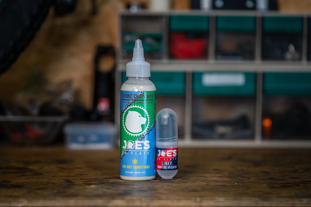 Joe's No-Flats No-Flats Ceramic Chain Wax Dry ajándék 15 ml-es aplikátorral [125 ml]