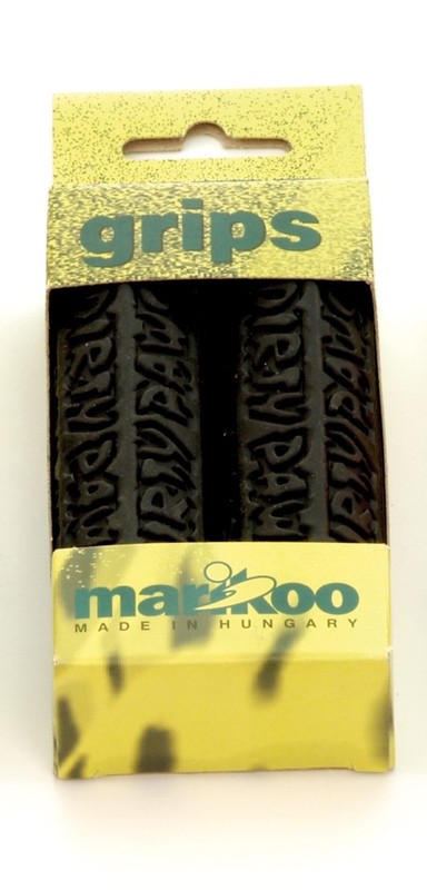 MARKOLAT MARIKOO 1441 DIRTY PAWS FEKETE