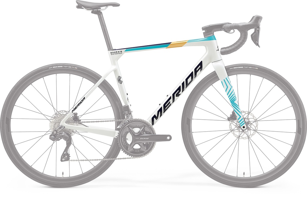 VÁZ MERIDA SCULTURA 6000 V3 GYÖNGYFEHÉR (KÉK-TEAM)