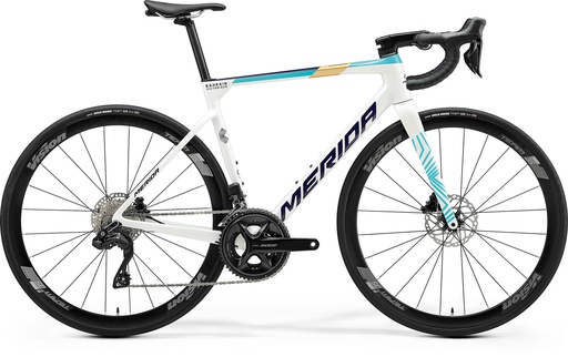 [#BF-2503979] MERIDA SCULTURA 5000 V1 M GYÖNGYFEHÉR (KÉK-TEAM)(CY25)